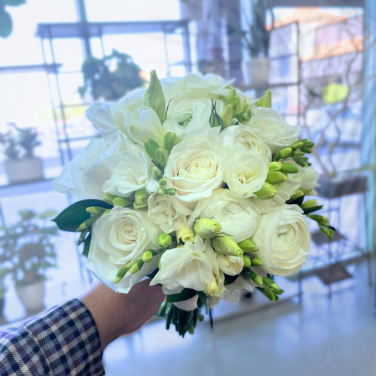 Round Compact Style - Bridal Bouquet